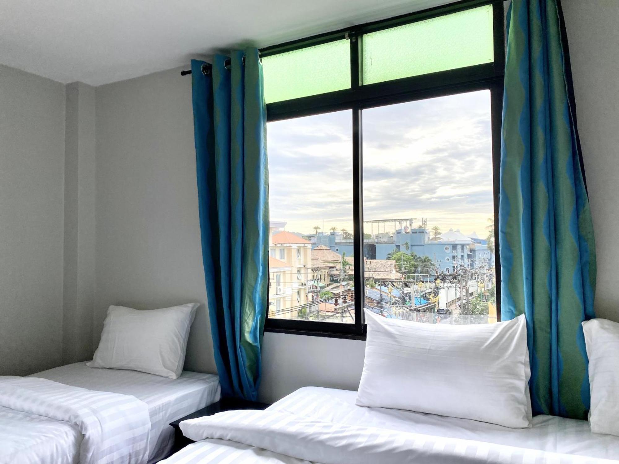 Beachwalk Minotel Patong ภายนอก รูปภาพ