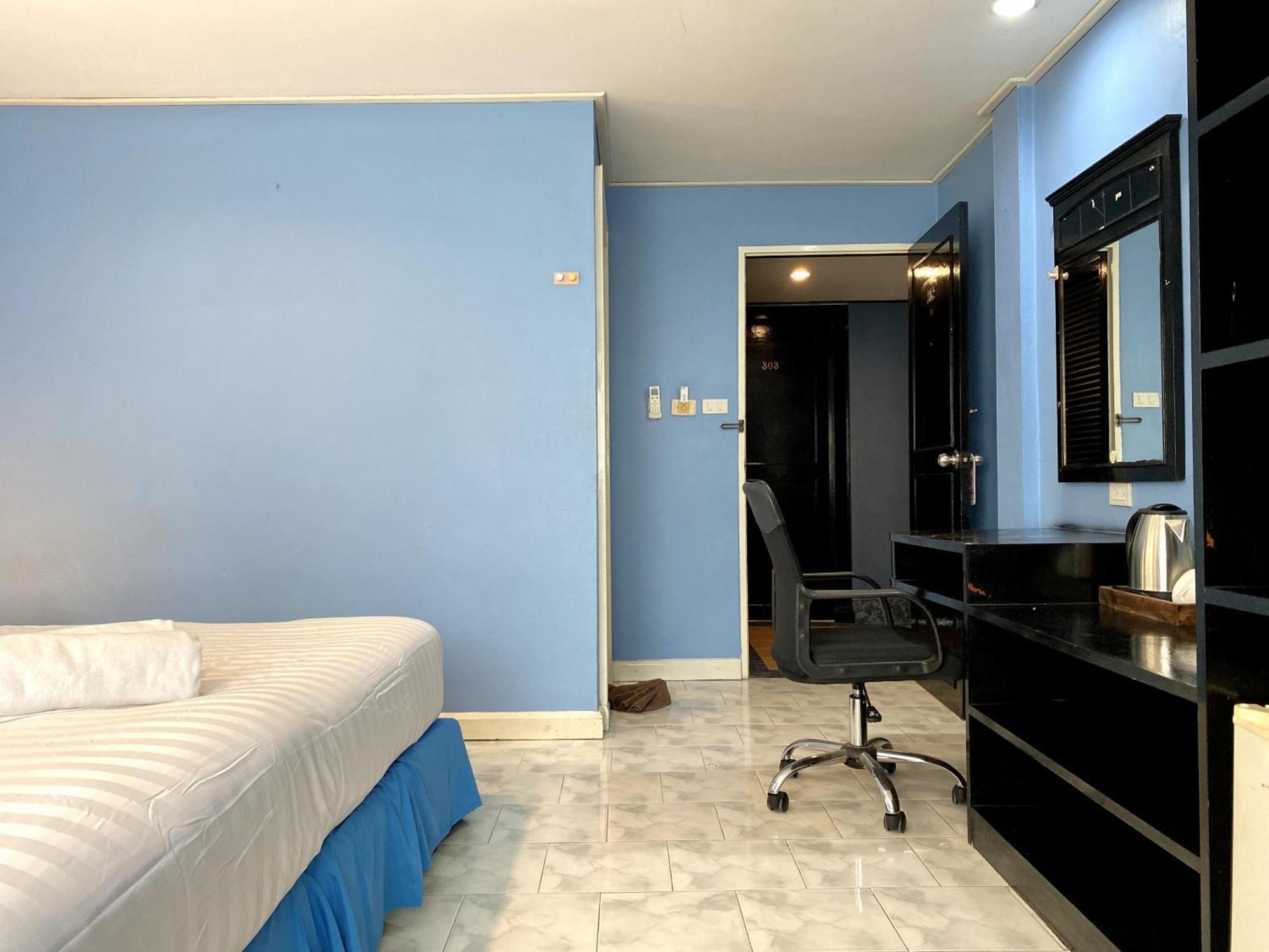 Beachwalk Minotel Patong ภายนอก รูปภาพ