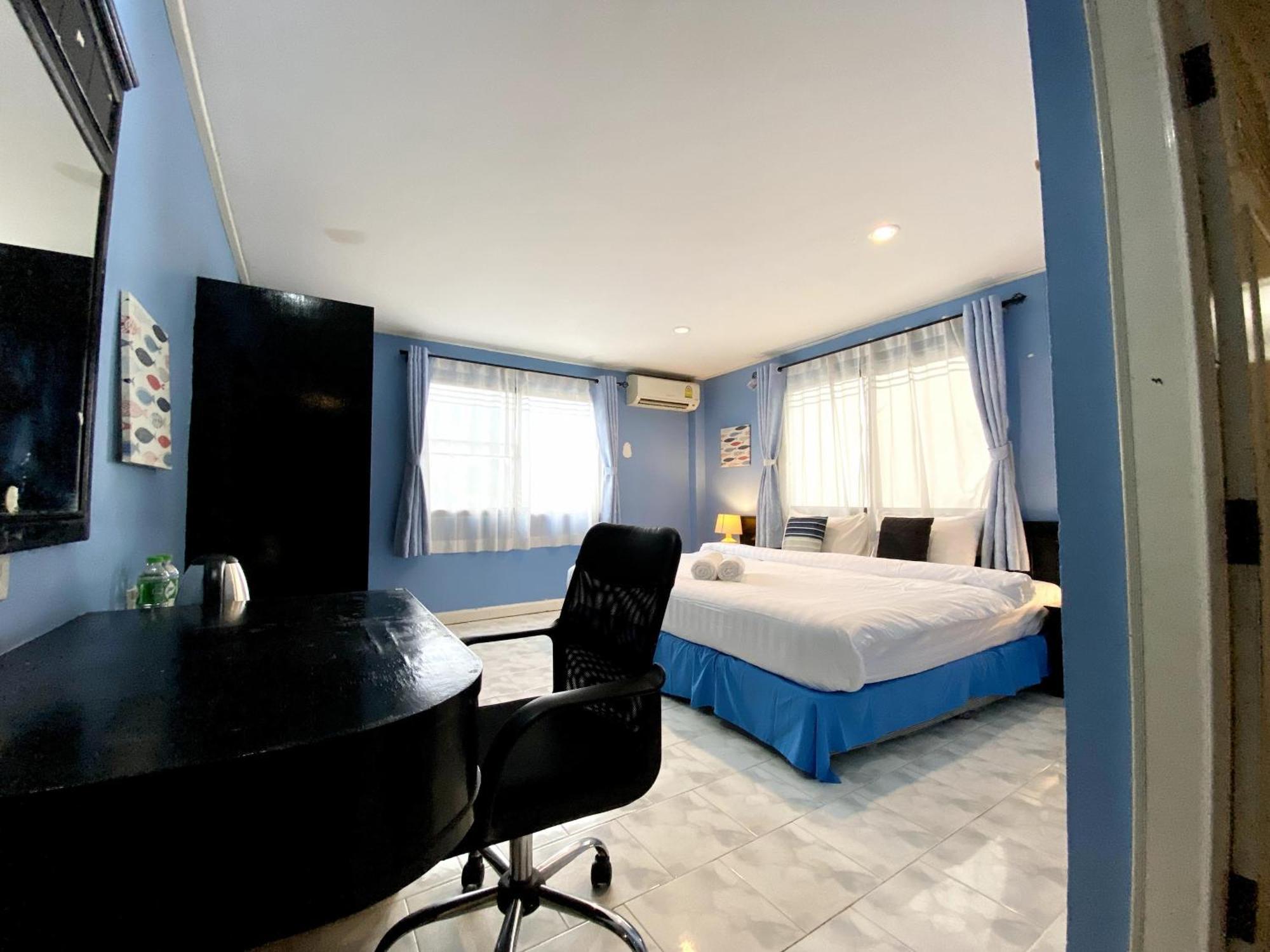 Beachwalk Minotel Patong ภายนอก รูปภาพ